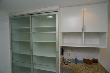 Apartamento para alugar com 118m², 3 quartos e 2 vagasCozinha