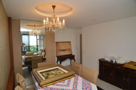 Apartamento para alugar com 118m², 3 quartos e 2 vagasSala