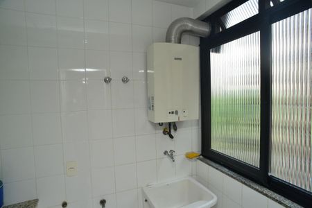 Apartamento para alugar com 118m², 3 quartos e 2 vagasÁrea de Serviço