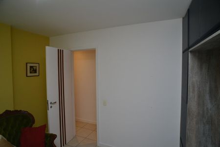 Apartamento para alugar com 118m², 3 quartos e 2 vagasQuarto 2