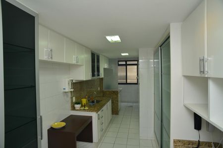 Apartamento para alugar com 118m², 3 quartos e 2 vagasCozinha
