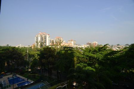 Apartamento para alugar com 118m², 3 quartos e 2 vagasVaranda