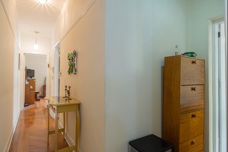 Casa à venda com 209m², 3 quartos e 2 vagasCorredor dos Quartos