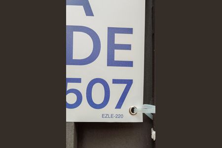Casa à venda com 209m², 3 quartos e 2 vagasCódigo QR Code