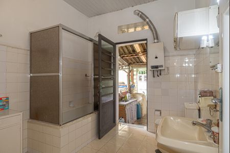 Casa à venda com 209m², 3 quartos e 2 vagasBanheiro 2