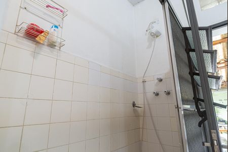 Casa à venda com 209m², 3 quartos e 2 vagasBanheiro 2