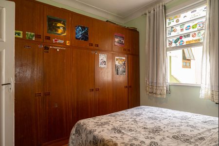 Casa à venda com 209m², 3 quartos e 2 vagasQuarto 2