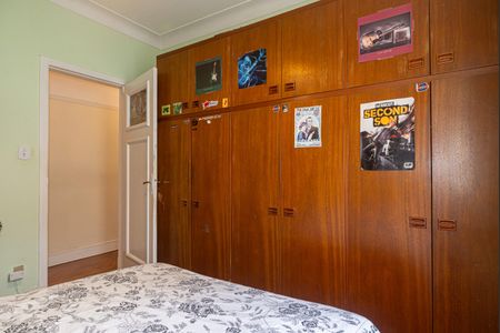 Casa à venda com 209m², 3 quartos e 2 vagasQuarto 2