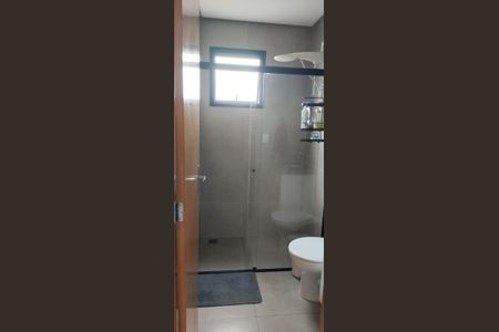Banheiro  de apartamento à venda com 2 quartos, 44m² em Vila Alpina, São Paulo