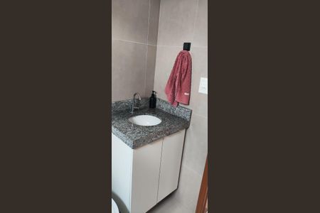 Banheiro de apartamento à venda com 2 quartos, 44m² em Vila Alpina, São Paulo