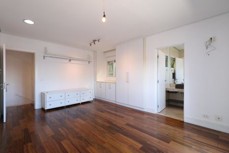 Casa para alugar com 115m², 1 quarto e 1 vagaSuíte