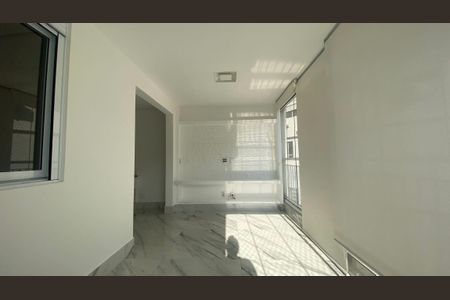 Apartamento à venda com 2 quartos, 62m² em Vila Ipojuca, São Paulo