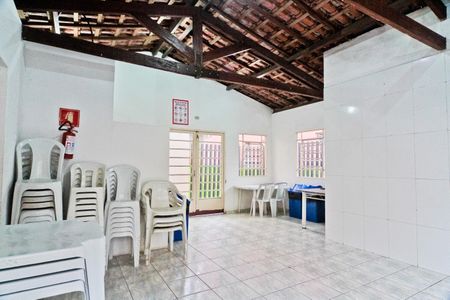 Apartamento para alugar com 40m², 2 quartos e 1 vagaÁrea comum - Salão de festas