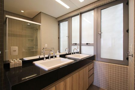 Apartamento à venda com 168m², 2 quartos e 2 vagas