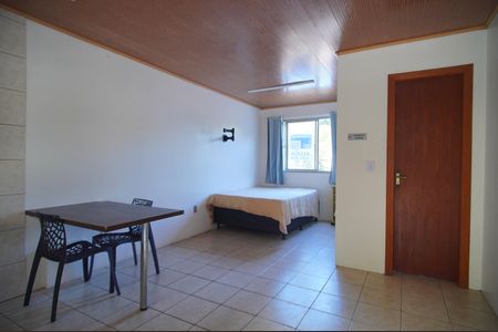 Sala/Quarto de kitnet/studio para alugar com 1 quarto, 60m² em Centro, São Leopoldo