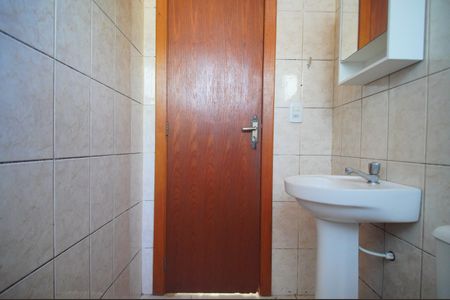 Banheiro de kitnet/studio para alugar com 1 quarto, 60m² em Centro, São Leopoldo