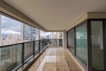 Apartamento à venda com 192m², 3 quartos e 4 vagas