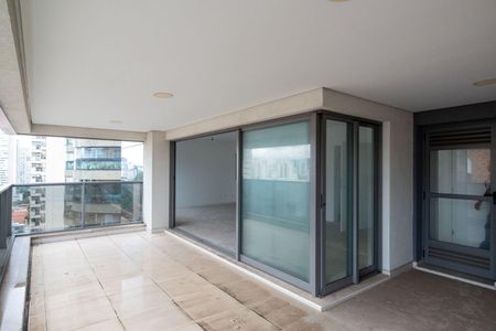 Apartamento à venda com 192m², 3 quartos e 4 vagas