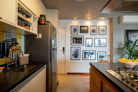 Apartamento à venda com 73m², 1 quarto e 2 vagas