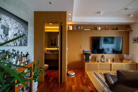 Apartamento à venda com 1 quarto, 73m² em Jardim das Acacias, São Paulo