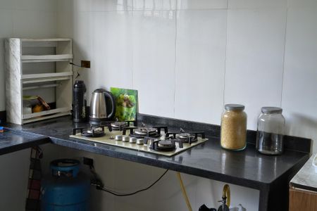 Cozinha de casa para alugar com 2 quartos, 84m² em Anhanguera, Praia Grande