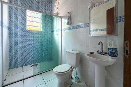 Casa para alugar com 84m², 2 quartos e 1 vaga Casa para alugar com 84m², 2 quartos e 1 vagaBanheiro