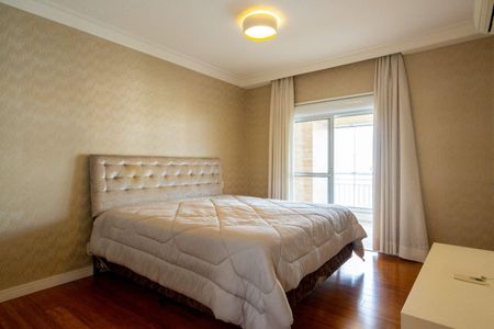 Apartamento à venda com 251m², 4 quartos e 3 vagas