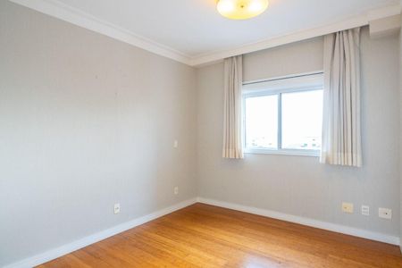 Apartamento à venda com 251m², 4 quartos e 3 vagas