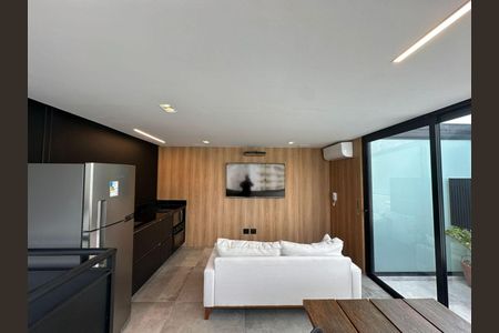 Apartamento à venda com 2 quartos, 65m² em Itaim Bibi, São Paulo