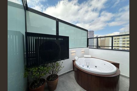 Apartamento à venda com 65m², 2 quartos e 1 vaga