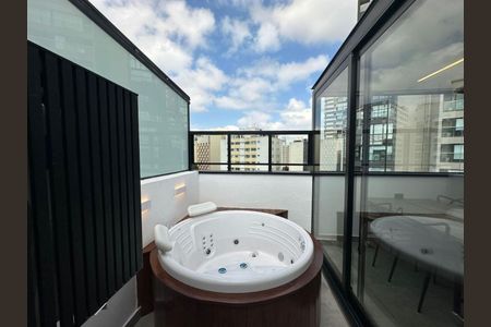 Apartamento à venda com 65m², 2 quartos e 1 vaga