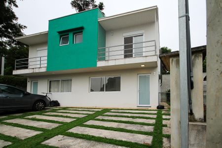 Casa de condomínio para alugar com 110m², 3 quartos e 2 vagasFachada Casa