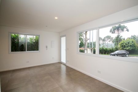 Casa de condomínio para alugar com 110m², 3 quartos e 2 vagasSala