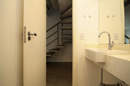 Casa de condomínio para alugar com 110m², 3 quartos e 2 vagasLavabo