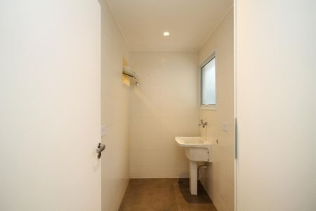 Casa de condomínio para alugar com 110m², 3 quartos e 2 vagasLavanderia