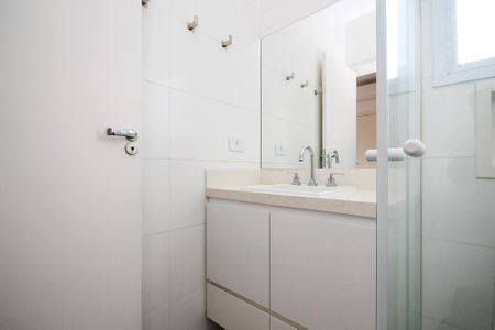 Casa de condomínio para alugar com 110m², 3 quartos e 2 vagasBanheiro Suíte