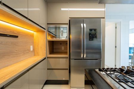 Apartamento à venda com 185m², 3 quartos e 3 vagas