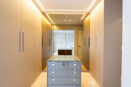 Apartamento à venda com 185m², 3 quartos e 3 vagas