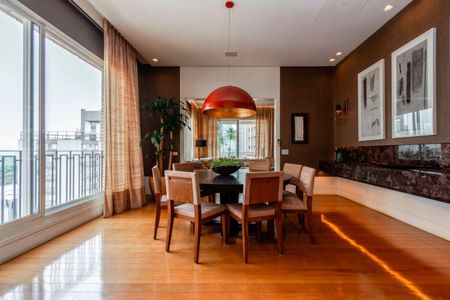 Apartamento à venda com 415m², 4 quartos e 5 vagas