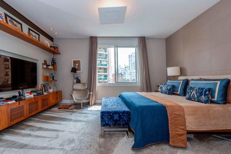 Apartamento à venda com 415m², 4 quartos e 5 vagas