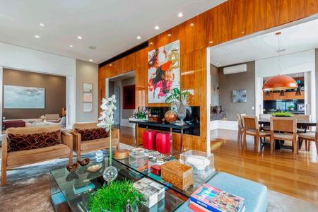 Apartamento à venda com 415m², 4 quartos e 5 vagas
