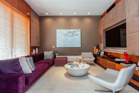 Apartamento à venda com 415m², 4 quartos e 5 vagas