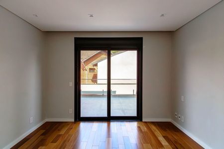 Casa à venda com 4 quartos, 450m² em Jardim Luzitania, São Paulo