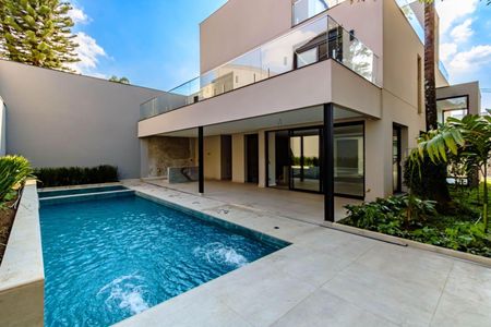 Casa à venda com 4 quartos, 450m² em Jardim Luzitania, São Paulo