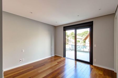Casa à venda com 4 quartos, 450m² em Jardim Luzitania, São Paulo