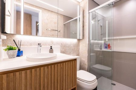 Apartamento à venda com 2 quartos, 64m² em Vila Cordeiro, São Paulo