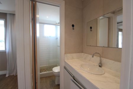 Apartamento à venda com 169m², 3 quartos e 2 vagasBanheiro social