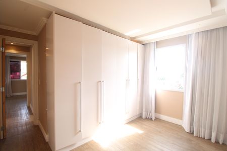 Apartamento à venda com 169m², 3 quartos e 2 vagasSuíte