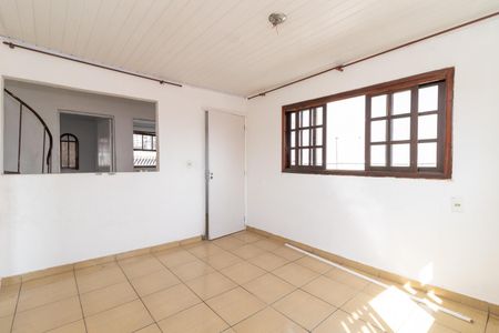 Casa para alugar com 250m², 3 quartos e 1 vaga Casa para alugar com 250m², 3 quartos e 1 vagaSala