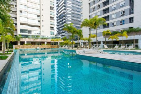 Apartamento à venda com 189m², 3 quartos e 3 vagas